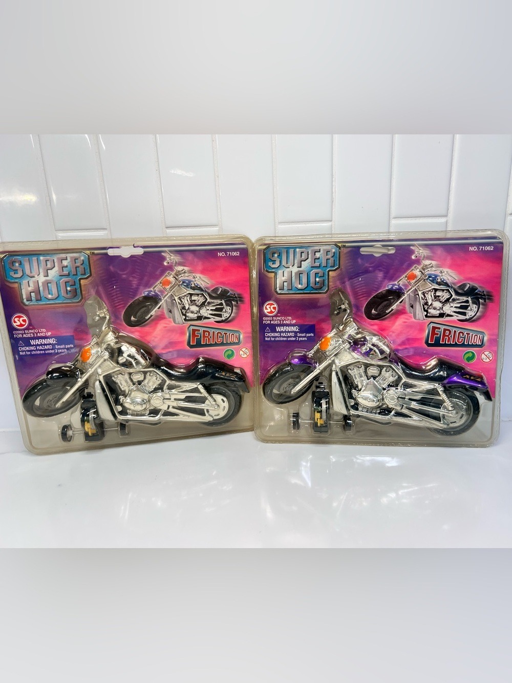 Street Tech Super Hog Friction Motorcycle Toy No. 71062 Sunco Ltd 2003 Set Of 2